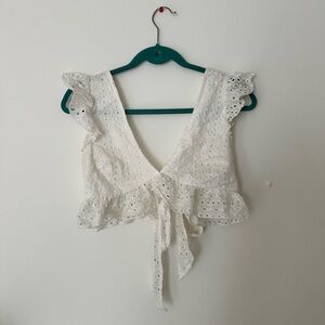 BOW TIE BACK LACE TOP